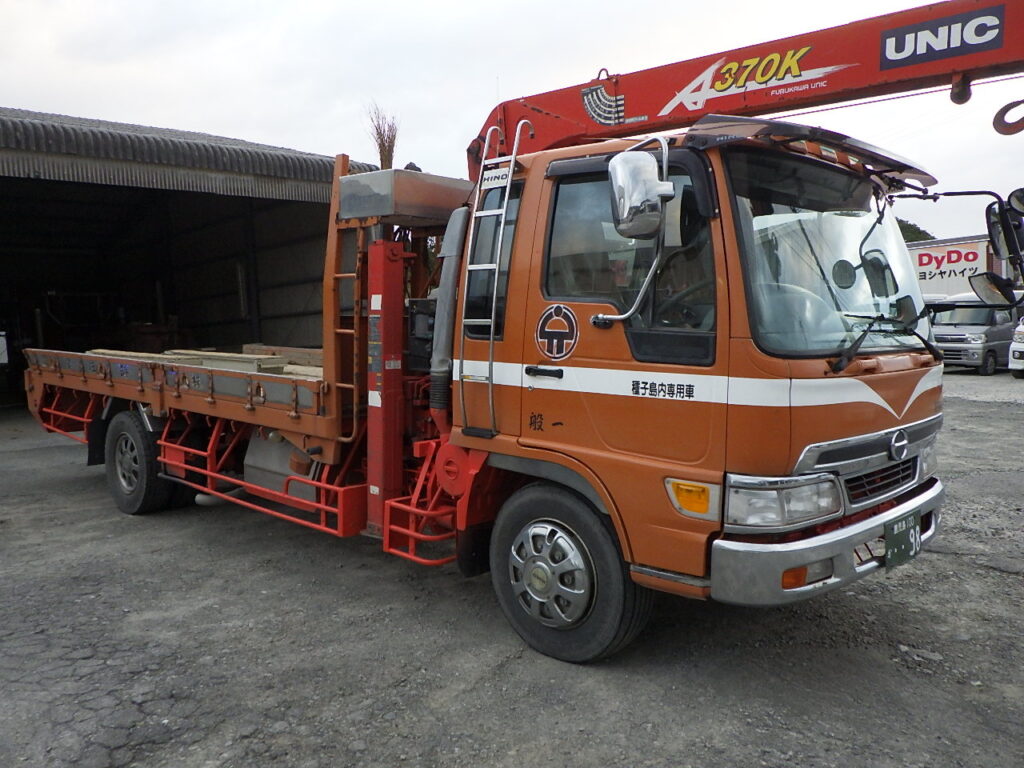 時任建設の車両（ユニック車）| 種子島 運送